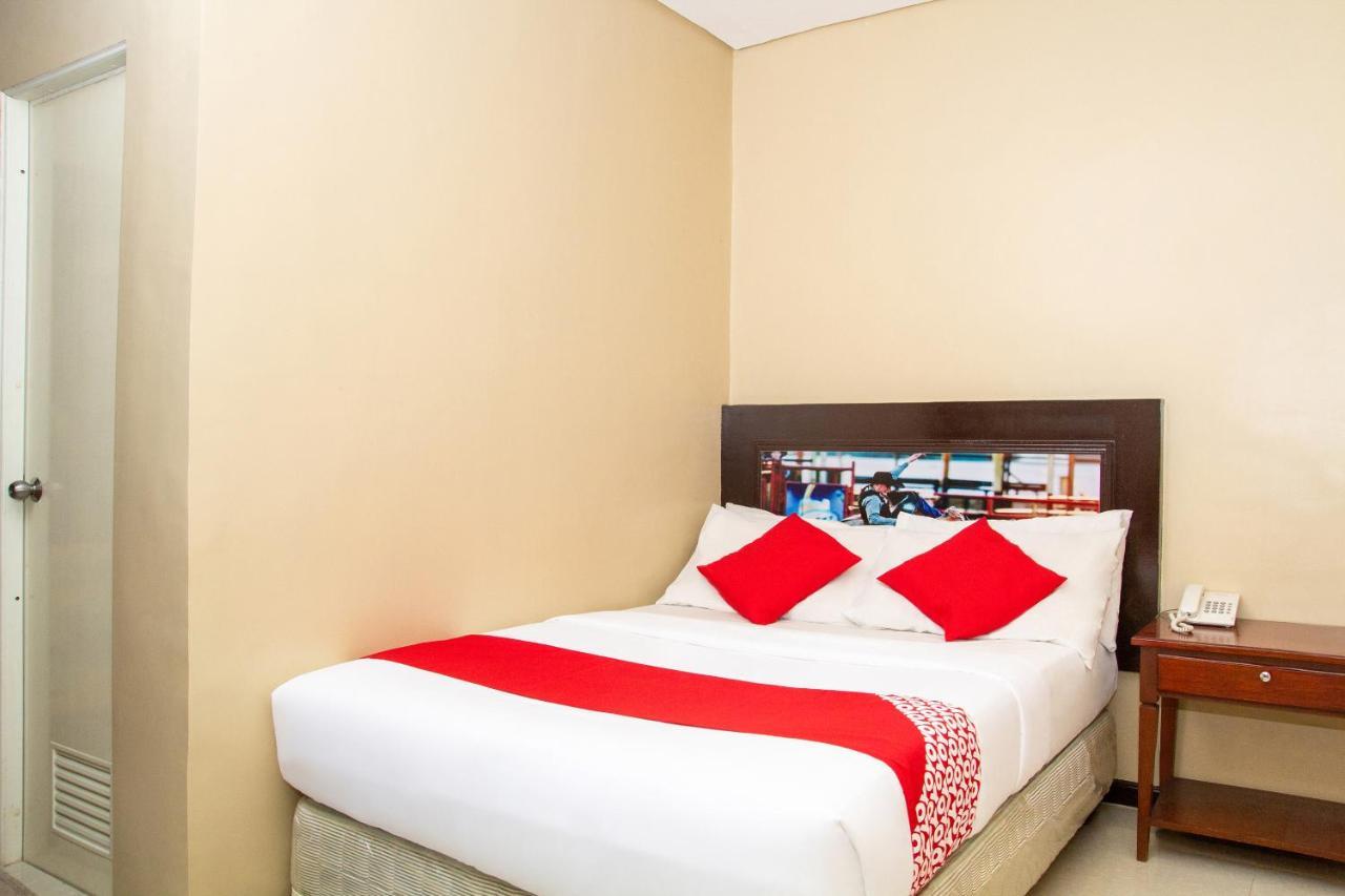 Oyo 133 Jazzy James Country Hotel 2 Davao Экстерьер фото
