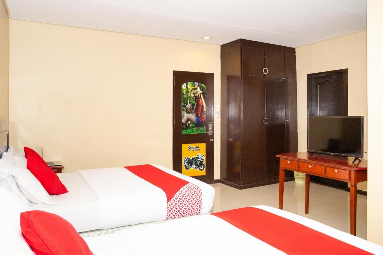 Oyo 133 Jazzy James Country Hotel 2 Davao Экстерьер фото