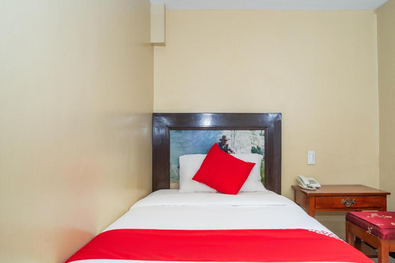Oyo 133 Jazzy James Country Hotel 2 Davao Экстерьер фото