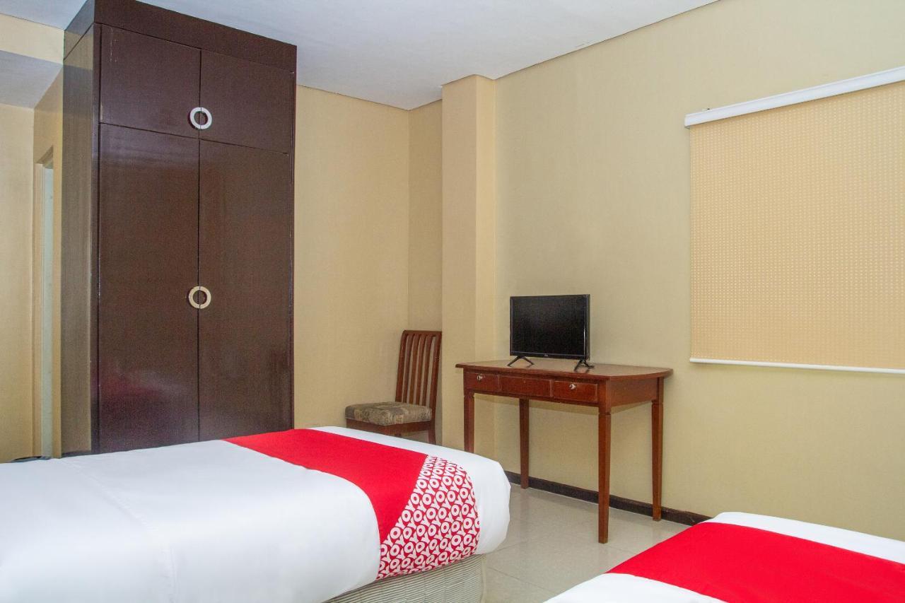 Oyo 133 Jazzy James Country Hotel 2 Davao Экстерьер фото