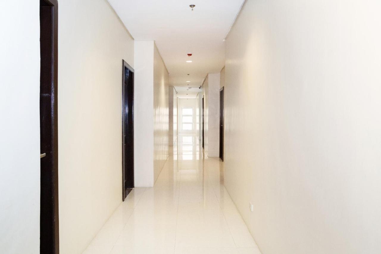 Oyo 133 Jazzy James Country Hotel 2 Davao Экстерьер фото
